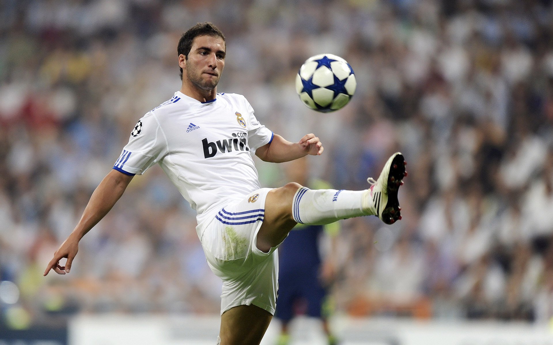 国足战术体系是否缺乏创新思路，国足理论上出现的可能